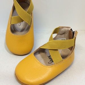 Monkey Feet shoes, ballet slippers girls 6-12m